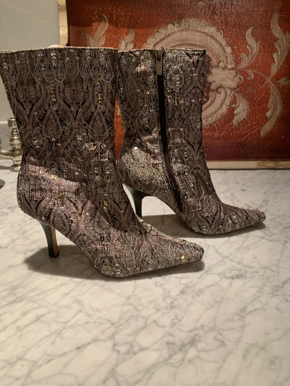 🔥SALE🔥MICHELLE🩷PAISLEY METALLIC BAROQUE-STYLE BOOTIES! - Picture 5 of 8